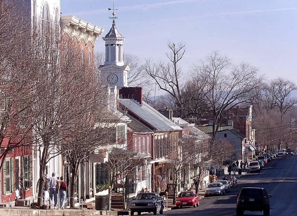 The 10 US states with the worst conditions for recent graduates to start a career