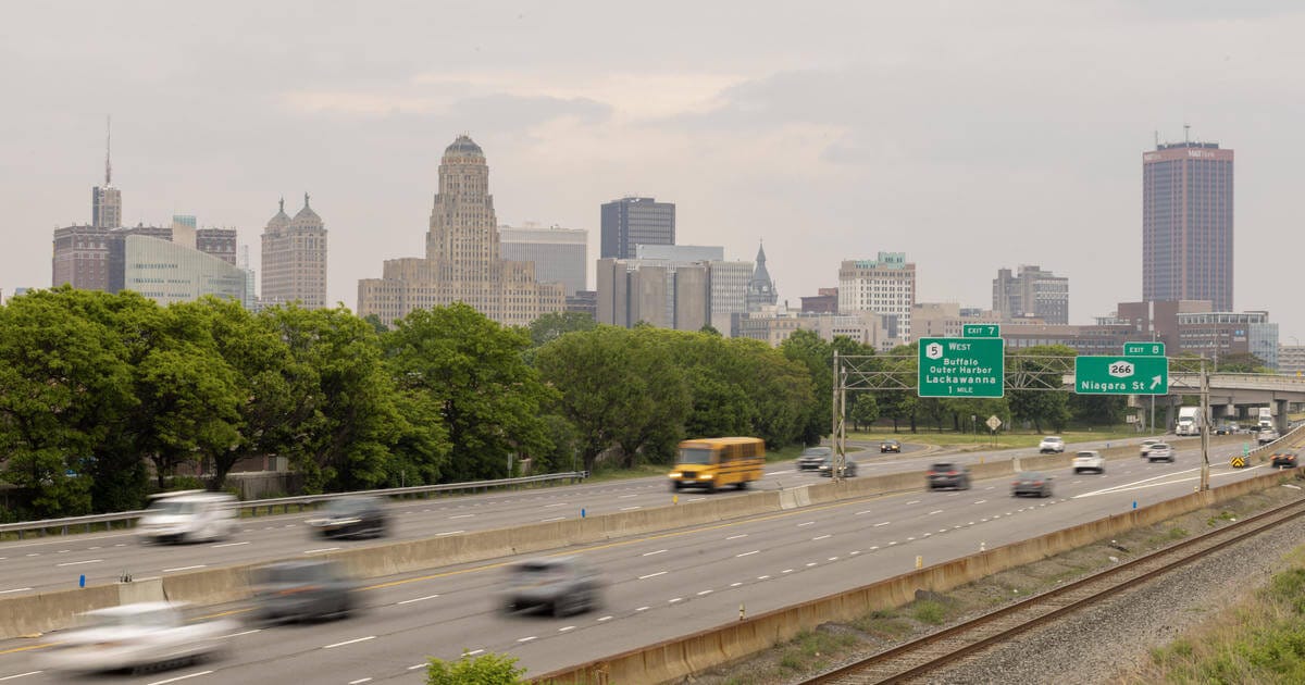 Armed incident on Buffalo highway leaves one dead