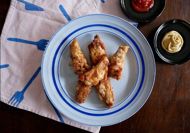 Chicken wings in air fryer without oil