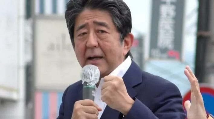 Former Japanese Prime Minister Shinzo Abe assassinated while giving a speech